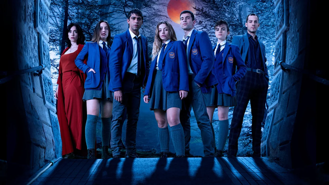 Сериал Чёрная лагуна: Вершины (1 сезон)